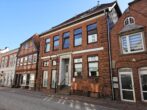 Mölln Altstadt! Eine Einheit sofort frei zur Eigennutzung! Starke 6,5% Rendite-Soll für Investoren! - Hausansicht