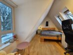 Familienparadies in Lübeck-St. Gertrud – Viel Platz zum Leben, Arbeiten und Entspannen - Zimmer Spitzboden
