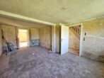 Neustart im Grünen: Sanierungshaus mit großem Grundstück, riesen Garten und extra Bauplatz nähe A24! - Wohn- Esszimmer