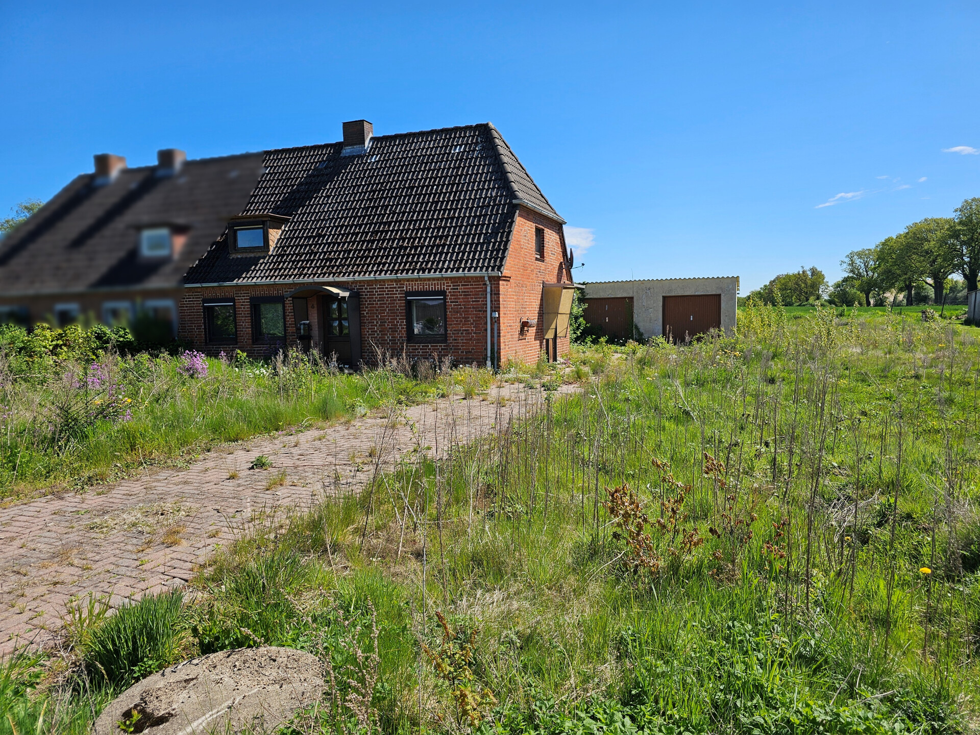 Neustart im Grünen: Sanierungshaus mit großem Grundstück, riesen Garten und extra Bauplatz nähe A24!, 23899 Gudow / Sophiental, Doppelhaushälfte